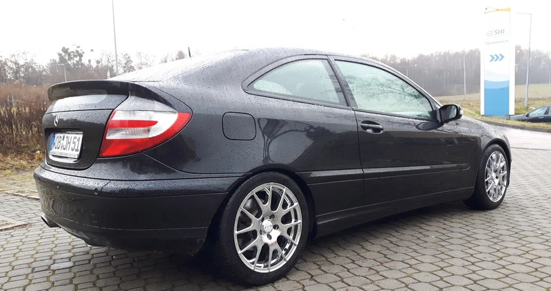 Mercedes-Benz Klasa C cena 22800 przebieg: 222000, rok produkcji 2002 z Bytom małe 667